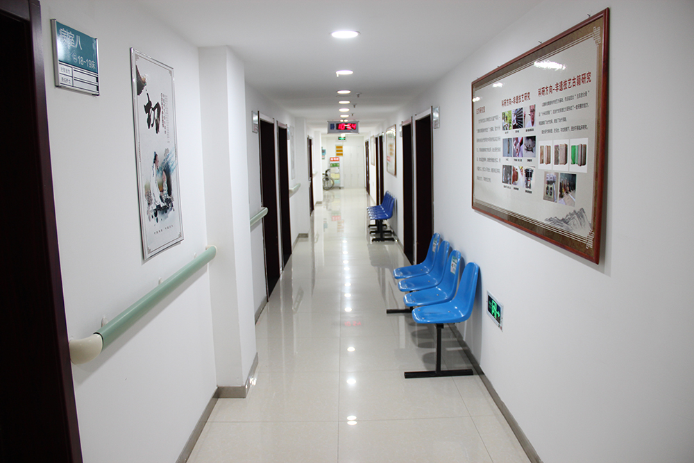 色情论坛
中医外科(褥疮烧伤科)