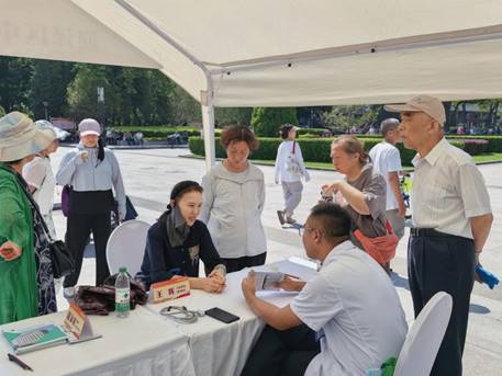 医心向党守初心 义诊惠民担使命—色情论坛
党支部开展迎七一中医药普法宣传义诊活动